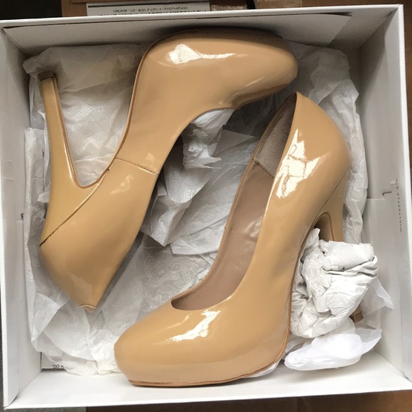 Steve Madden Shoes - Women's Steve Madden Nude Patent Pumps